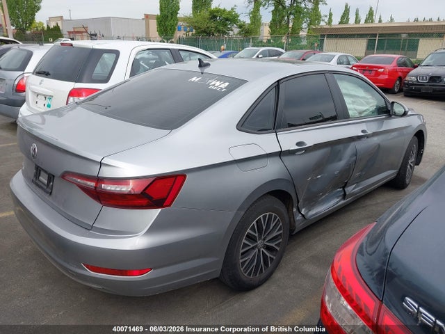 3VWE57BU4MM052117 Volkswagen JETTA SEL