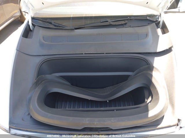 Tesla Model Y 2026 7SAYGDEE5TF322720 Image 10