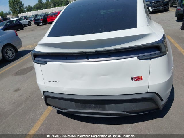 Tesla Model Y 2026 7SAYGDEE5TF322720 Image 15