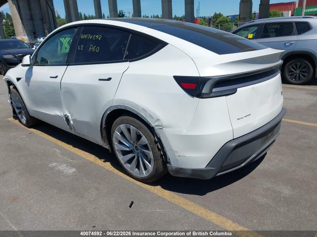 Tesla Model Y 2026 7SAYGDEE5TF322720 Image 3