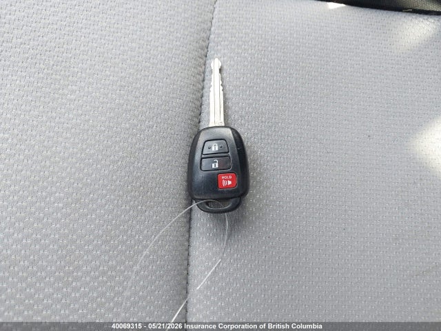 40069315 :رقم المزاد ، JTDKTUD30DD564564 vin ، 2013 Toyota Yaris مزاد بيع