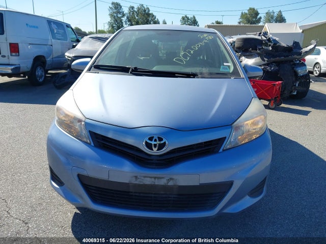 40069315 :رقم المزاد ، JTDKTUD30DD564564 vin ، 2013 Toyota Yaris مزاد بيع