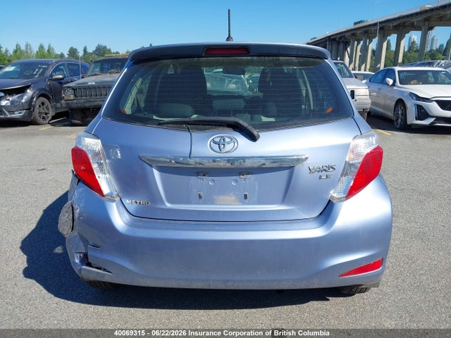 40069315 :رقم المزاد ، JTDKTUD30DD564564 vin ، 2013 Toyota Yaris مزاد بيع