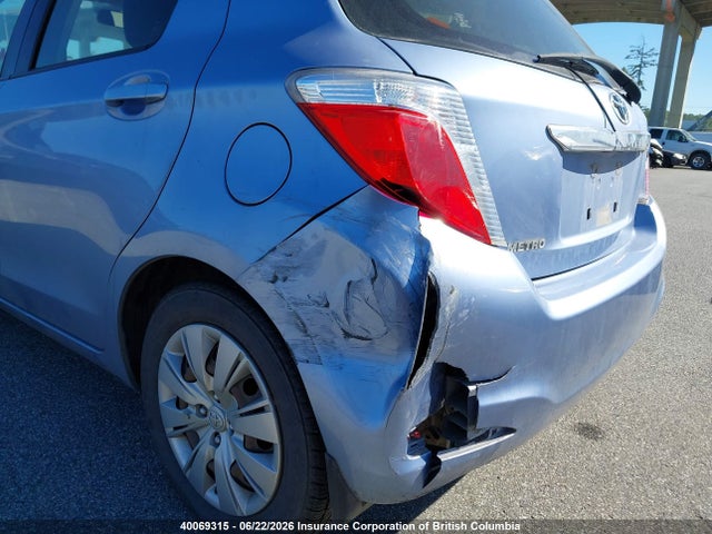 40069315 :رقم المزاد ، JTDKTUD30DD564564 vin ، 2013 Toyota Yaris مزاد بيع