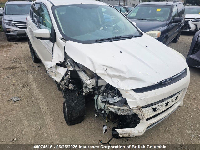 40074616 :رقم المزاد ، 1FMCU9GX3DUA89422 vin ، 2013 Ford Escape Se مزاد بيع