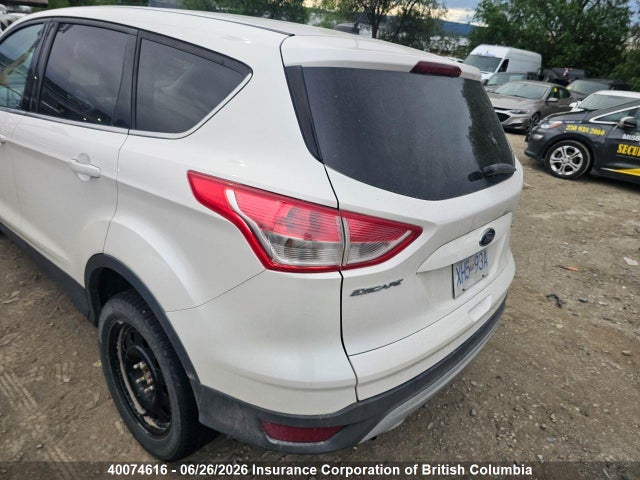 40074616 :رقم المزاد ، 1FMCU9GX3DUA89422 vin ، 2013 Ford Escape Se مزاد بيع