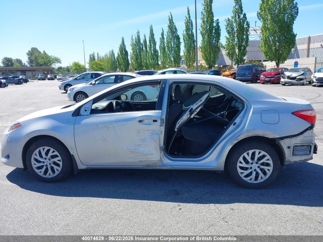 2T1BURHE4HC883927 Toyota COROLLA LE