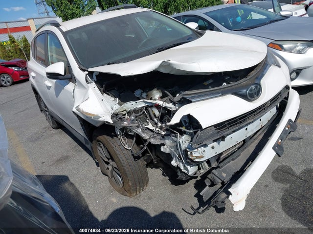 40074634 :رقم المزاد ، 2T3BFREV9JW844504 vin ، 2018 Toyota Rav4 مزاد بيع