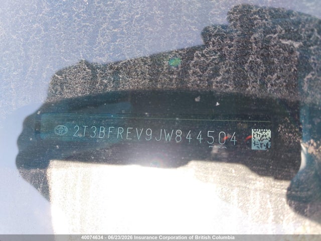 40074634 :رقم المزاد ، 2T3BFREV9JW844504 vin ، 2018 Toyota Rav4 مزاد بيع