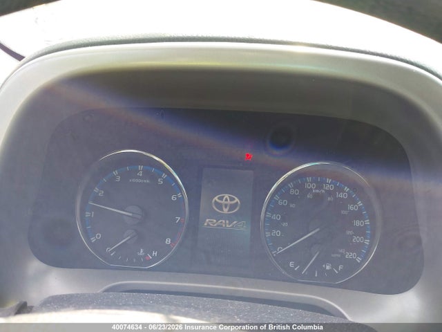 40074634 :رقم المزاد ، 2T3BFREV9JW844504 vin ، 2018 Toyota Rav4 مزاد بيع