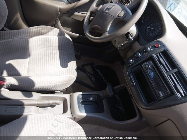 2000 Honda Civic Se მანქანა იყიდება აუქციონზე, vin: 2HGEJ6615YH935271, აუქციონის ნომერი: 40070771