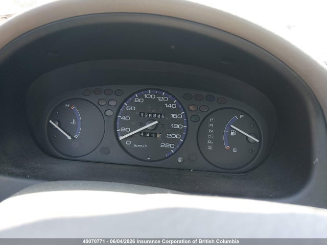 2000 Honda Civic Se მანქანა იყიდება აუქციონზე, vin: 2HGEJ6615YH935271, აუქციონის ნომერი: 40070771