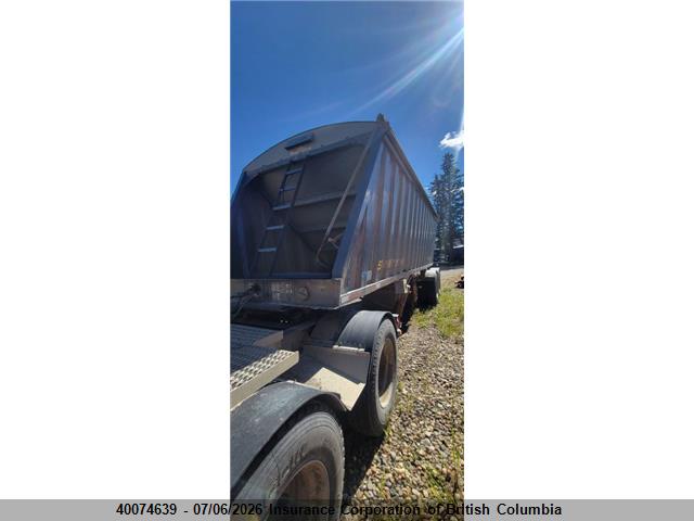 Midland Commercial Dump Trailer 2025 2MFB2S6C9SR011095 Image 2