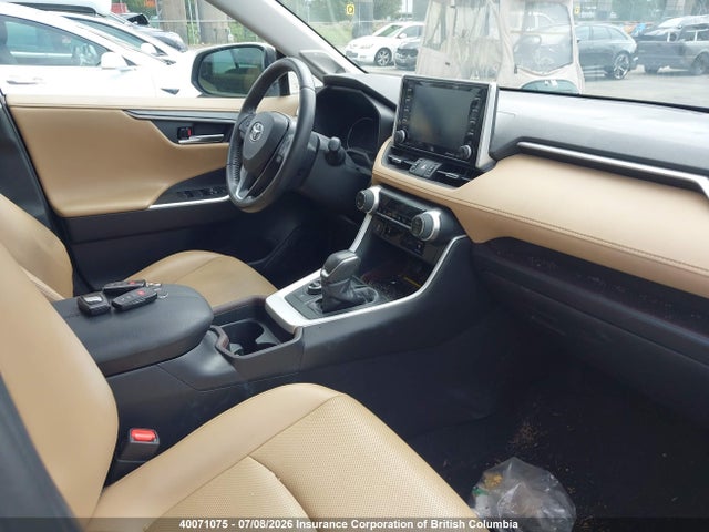 2020 Toyota Rav4 Limited მანქანა იყიდება აუქციონზე, vin: 2T3DWRFV3LW079025, აუქციონის ნომერი: 40071075