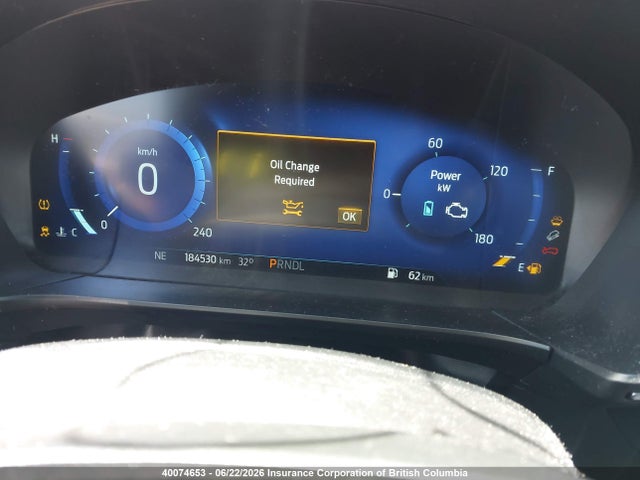 40074653 :رقم المزاد ، 1FMCU9DZXNUA40421 vin ، 2022 Ford Escape Titanium Hybrid مزاد بيع