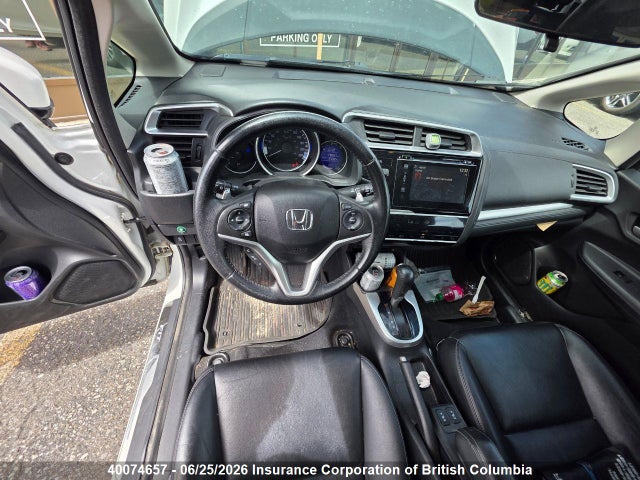 2015 Honda Fit მანქანა იყიდება აუქციონზე, vin: 3HGGK5H85FM105527, აუქციონის ნომერი: 40074657