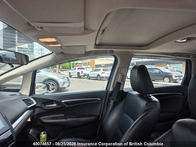 2015 Honda Fit მანქანა იყიდება აუქციონზე, vin: 3HGGK5H85FM105527, აუქციონის ნომერი: 40074657