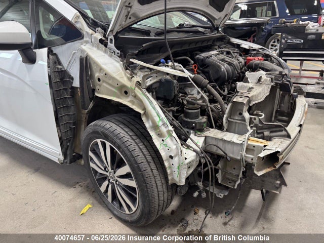 2015 Honda Fit მანქანა იყიდება აუქციონზე, vin: 3HGGK5H85FM105527, აუქციონის ნომერი: 40074657