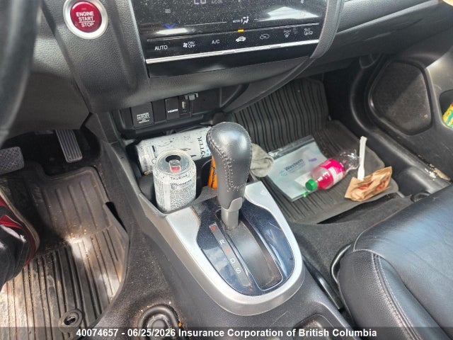 2015 Honda Fit მანქანა იყიდება აუქციონზე, vin: 3HGGK5H85FM105527, აუქციონის ნომერი: 40074657