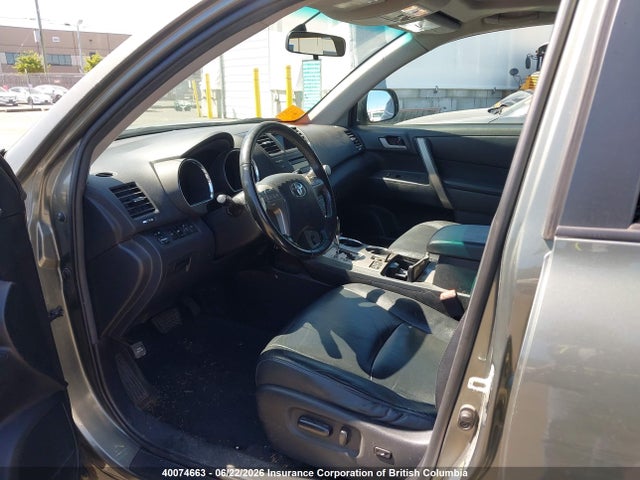 2010 Toyota Highlander Sport მანქანა იყიდება აუქციონზე, vin: 5TDEK3EHXAS004829, აუქციონის ნომერი: 40074663