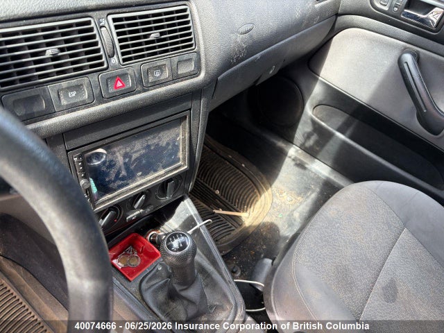 40074666 :رقم المزاد ، 9BWEL61J394010170 vin ، 2009 Volkswagen Golf مزاد بيع