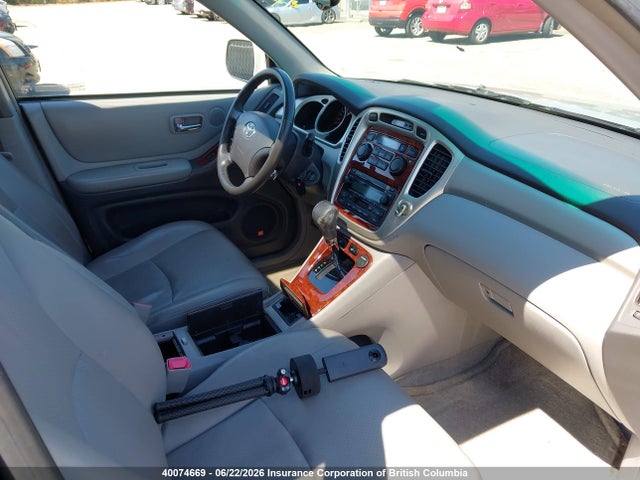 2006 Toyota Highlander Hybrid Limited 7-passenger მანქანა იყიდება აუქციონზე, vin: JTEEW21A460028637, აუქციონის ნომერი: 40074669