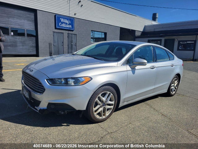 40074689 :رقم المزاد ، 3FA6P0H7XFR201524 vin ، 2015 Ford Fusion Se مزاد بيع