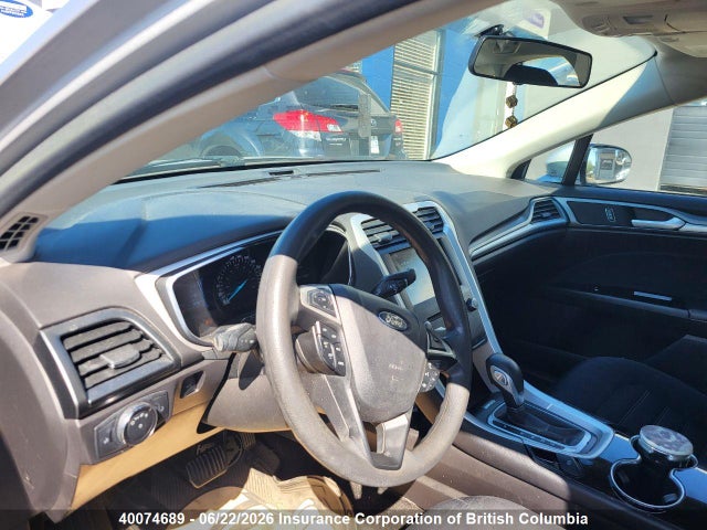 40074689 :رقم المزاد ، 3FA6P0H7XFR201524 vin ، 2015 Ford Fusion Se مزاد بيع