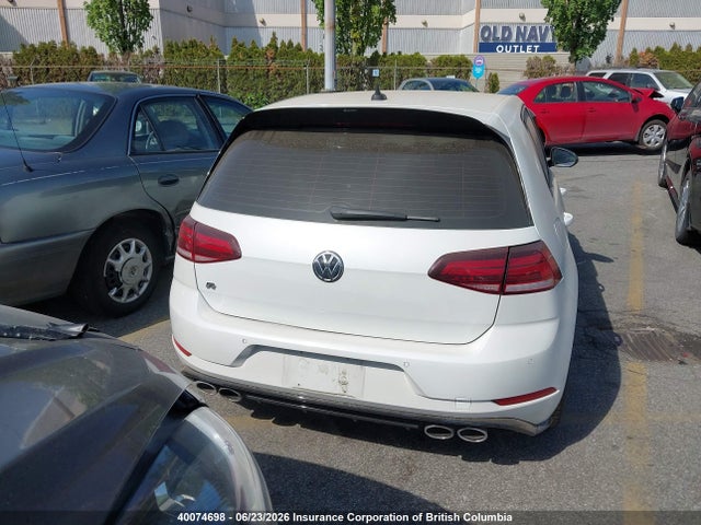 Volkswagen Golf 2018 WVWVF7AU5JW268541 Image 16