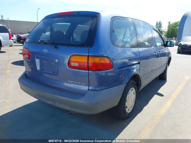 1999 Toyota Sienna Ce მანქანა იყიდება აუქციონზე, vin: 4T3ZF19C4XU122097, აუქციონის ნომერი: 40074714