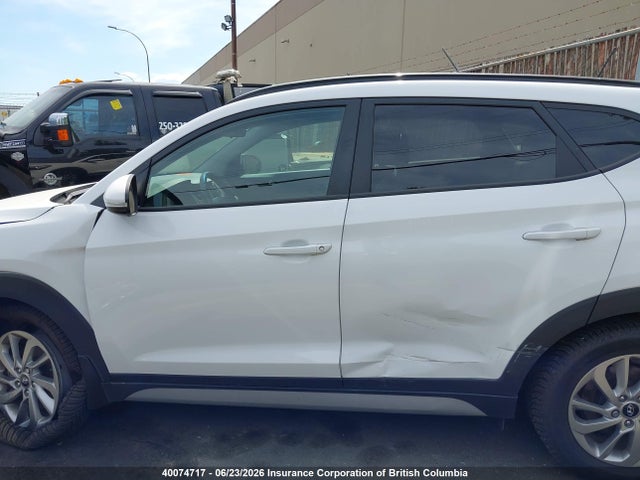 40074717 :رقم المزاد ، KM8J3CA42HU584660 vin ، 2017 Hyundai Tucson Limited/sport And Eco/se مزاد بيع
