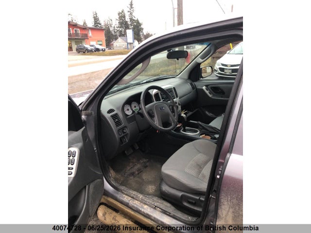 40074728 :رقم المزاد ، 1FMYU93137KA69033 vin ، 2007 Ford Escape Xlt مزاد بيع
