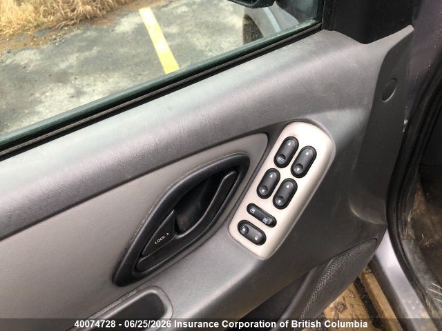 40074728 :رقم المزاد ، 1FMYU93137KA69033 vin ، 2007 Ford Escape Xlt مزاد بيع