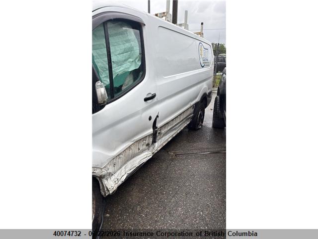 1FTYE1ZM4HKA70133 Ford Transit T-150