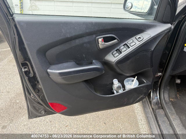40074753 :رقم المزاد ، KM8JT3AC5AU076289 vin ، 2010 Hyundai Tucson Gls مزاد بيع