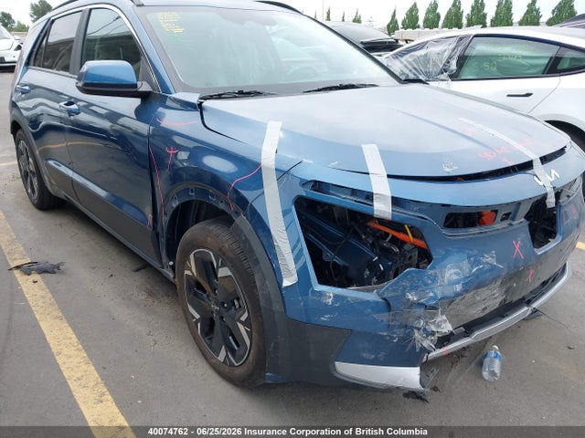 40074762 :رقم المزاد ، KNDCR3L18S5142272 vin ، 2025 Kia Niro مزاد بيع