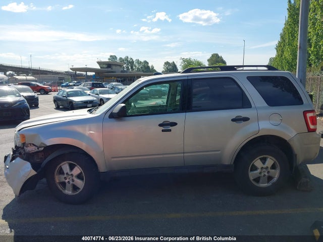 40074774 :رقم المزاد ، 1FMCU9D78CKB14264 vin ، 2012 Ford Escape Xlt مزاد بيع