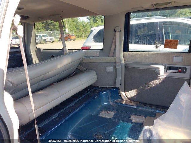 Продажа на аукционе авто 1994 Chevrolet Suburban K2500, vin: 1GNGK26N0RJ415891, номер лота: 40052668