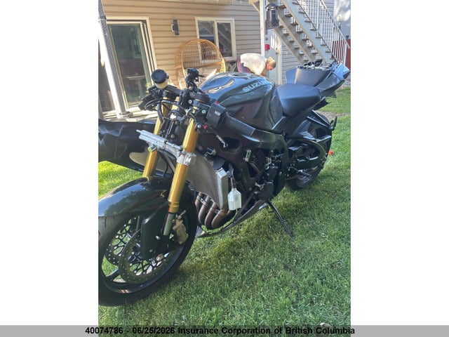 Suzuki GSX-R750 2025 JS1GR7MA6S7101810 Image 2