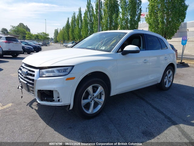 Audi Q5 2018 WA1BNAFY0J2000528 Image 2