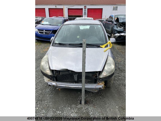 2008 Honda Fit მანქანა იყიდება აუქციონზე, vin: JHMGD384X8S811086, აუქციონის ნომერი: 40074818