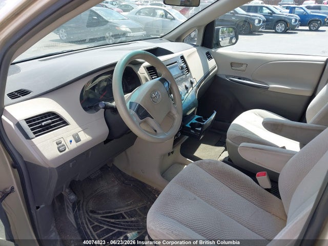 40074823 :رقم المزاد ، 5TDKA3DC7BS003618 vin ، 2011 Toyota Sienna Le 7 Passenger مزاد بيع