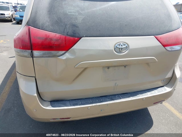 40074823 :رقم المزاد ، 5TDKA3DC7BS003618 vin ، 2011 Toyota Sienna Le 7 Passenger مزاد بيع