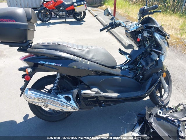 2013 Honda Pcx 150 მანქანა იყიდება აუქციონზე, vin: MLHKF1223D5000401, აუქციონის ნომერი: 40071938