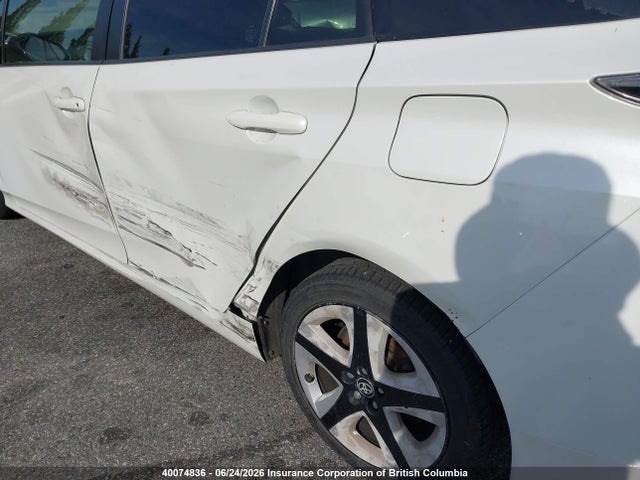 Toyota Prius 2016 JTDKARFUXG3022262 Image 22