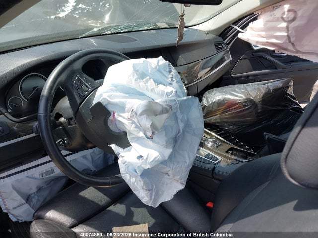 40074850 :رقم المزاد ، WBAXH5C59DDW15461 vin ، 2013 Bmw 528i مزاد بيع