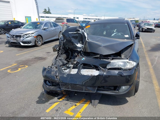 40074850 :رقم المزاد ، WBAXH5C59DDW15461 vin ، 2013 Bmw 528i مزاد بيع