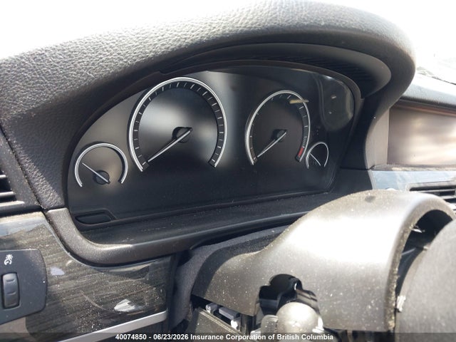 40074850 :رقم المزاد ، WBAXH5C59DDW15461 vin ، 2013 Bmw 528i مزاد بيع