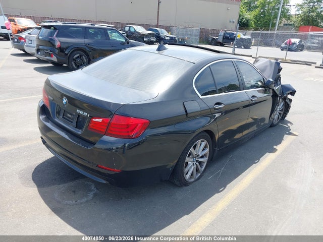 40074850 :رقم المزاد ، WBAXH5C59DDW15461 vin ، 2013 Bmw 528i مزاد بيع