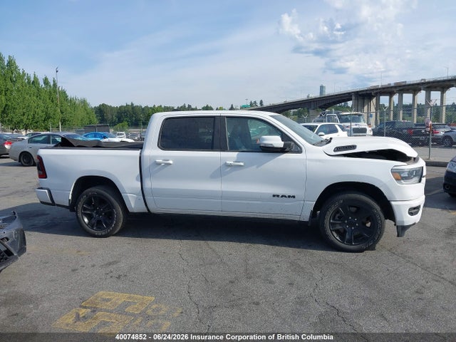40074852 :رقم المزاد ، 1C6SRFVT2NN478586 vin ، 2022 Ram 1500 Sport مزاد بيع